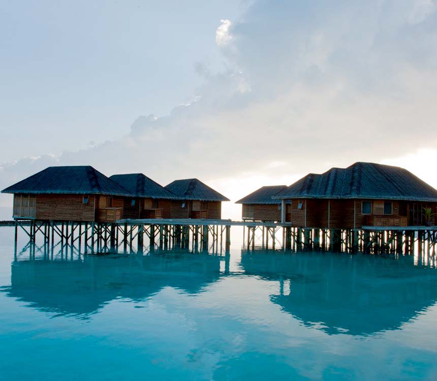 Nova Maldives Hotel